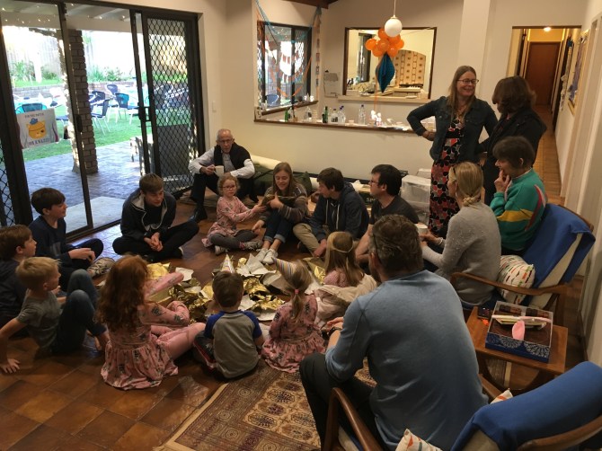 image_552743012852277